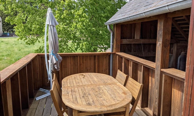 Parlan Cottage | Charming 18th-Century Mill with Private Pond, Hiking, Fishing, Near Scenic Villages