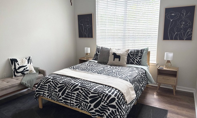 Oviedo Apartment | Charming 1BR 5 mins from UCF with fitness room and AC in lovely Oviedo