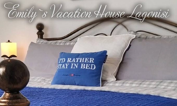 Kalyvia Thorikou House | Charming 2-Bed Vacation House in Lagonisi Attikis