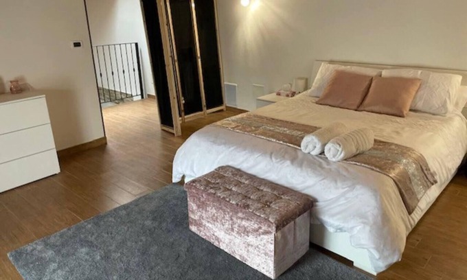 Strevi House | Charming 2-Bed House in Strevi
