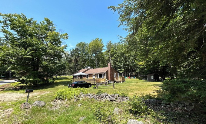 Moultonborough House | Charming 2-bedroom house in Moultonborough with AC, WiFi. Enjoy your stay