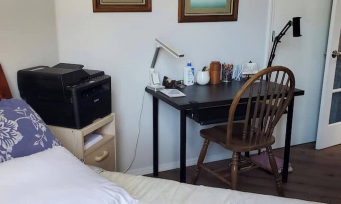 Columbia City House | Charming 2-bedroom house with WiFi, AC in enchanting Columbia City