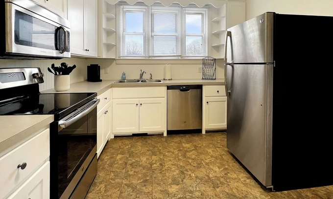 Danville House | Charming 2-bedroom 2-bath convenient to Casino, Hospitals & Berry Hill Ind.