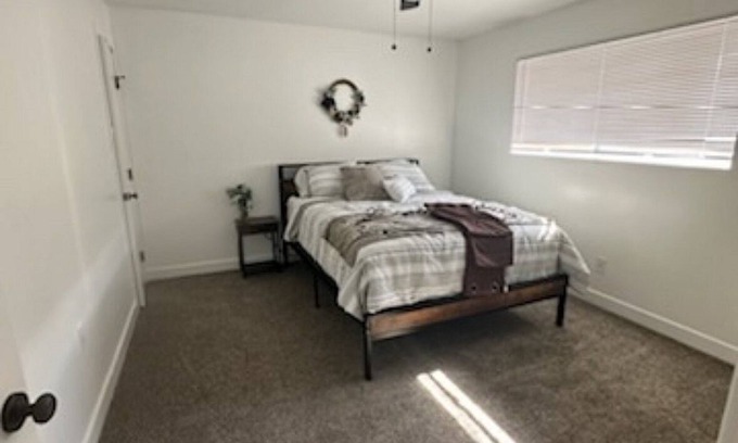 Camelback East Apartment | Charming 2-bedroom apartment in terrific Phoenix with WiFi, AC