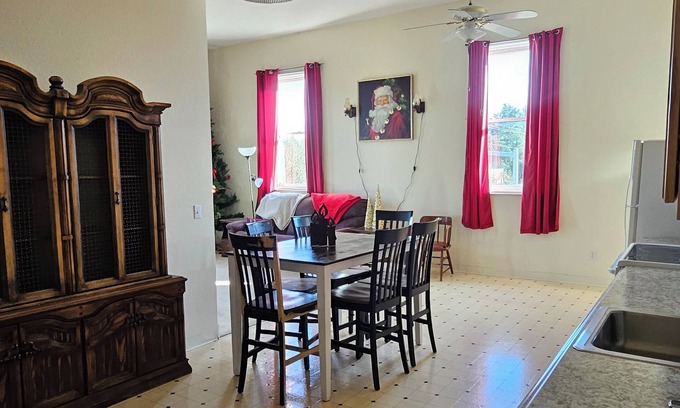 Monroe Apartment | Charming 2-bedroom apartment in delightful Monroe, Oregon.