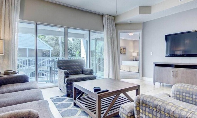 West Kissimmee Condo | Charming 2-bedroom condo with AC, fitness room in Clermont
