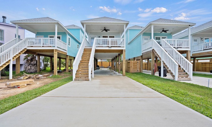Dickinson House | Charming 2-bedroom house with WiFi, AC in marvelous San Leon