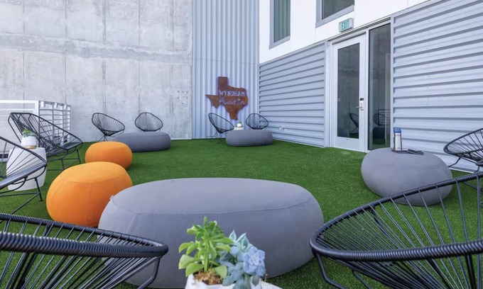 West End Hotel | Charming 2-bedroom Suite in Lovely Austin with Rooftop Pool!