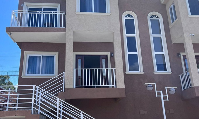 Ocho Rios House | Charming 2-bedroom townhome with WiFi, AC in beautiful Ocho Rios