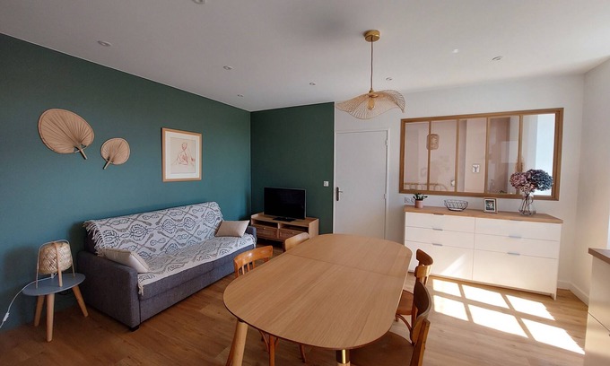 Charlieu Apartment | Charming 2-room apartment in the Abbey district of Charlieu