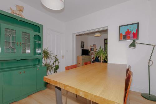 The Liberties House | Charming 2BD House in Dublin