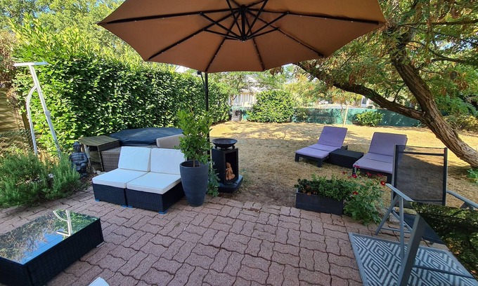 Ouzouer-sur-Loire Cottage | "Charming 3-Bedroom Cottage with Jacuzzi, Near Loire and Forest, Ouzouer-sur-Loire"