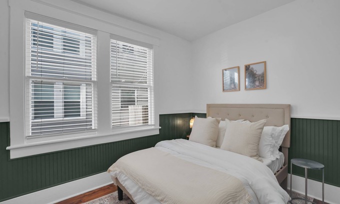 Midtown House | Charming 3-bedroom getaway in wonderful Savannah!