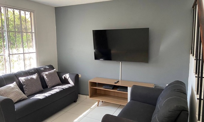 Santa Ana House | Charming 3-bedroom house in enchanting Santa Ana with AC, WiFi