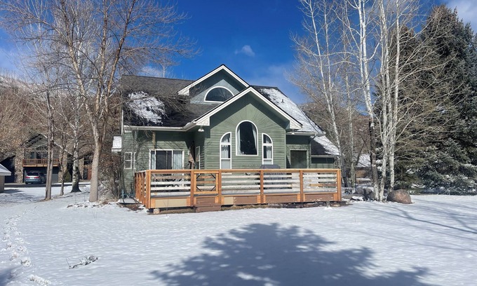 Dalton Ranch House | Charming 3-bedroom house in marvelous Dalton Ranch, Durango