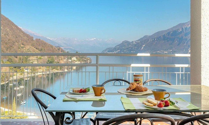 Limonta Apartment | Charming 4-Bed Apartment -Lake Views & Balconies