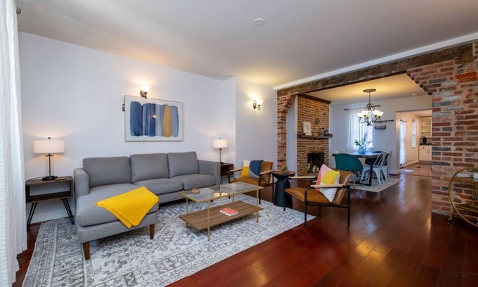 Fells Point House | Charming 4 bedroom home just steps to the water!