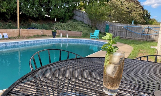 Rutherford House | Charming 4-Bedroom Retreat w/Pool & Playroom, Near Hersheypark & Harrisburg