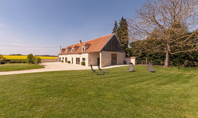 Chatillon-sur-Morin Cabin | Charming 4-star gite on a farm in Champagne, private Jacuzzi