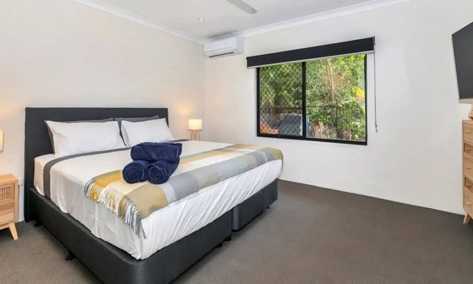 Bayview House | Charming 4BR home away from home for 8 guests. Guaranteed relaxing stay!
