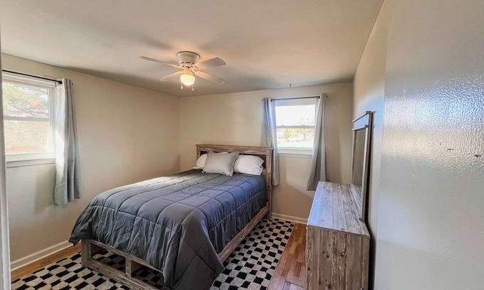 Pleasant View House | Charming and Cozy 3-Bedroom House Just Outside Nashville