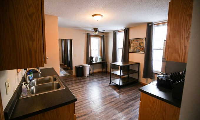 West Seventh House | Charming and Historic 5BR Near DT, Irvine Park and Cathedral Hill
