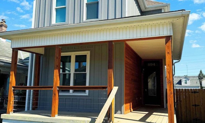 West Columbus House | Charming and Newly Renovated Home - Close to Columbus Attractions