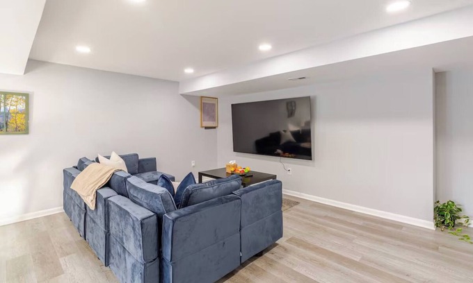 Fairland Apartment | Charming and quiet apartment in newly renovated home in Silver Spring