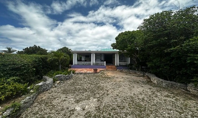 Rendezvous Bay Cottage | Charming and Secluded cottage in Cul de sac with views of Saint Maarten. AC