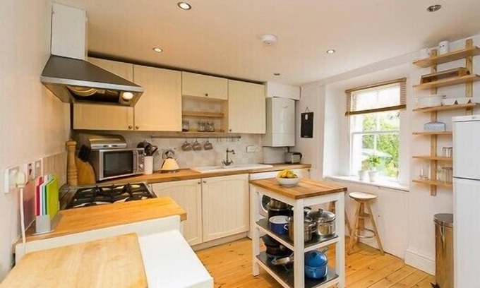 East Linton Cottage | Charming and stylish cottage in the heart of a pretty conservation village. Sleeps 7.
