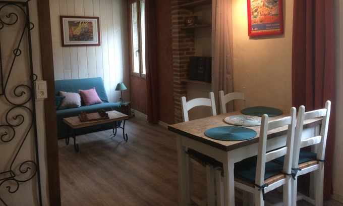 Saint-Hippolyte Apartment | Charming apartment, in a beautiful stone house, less than 10km from the beaches.