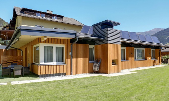 Muhlbachl Apartment | Charming Apartment "Blaser" with Wi-Fi, Garden and Terrace