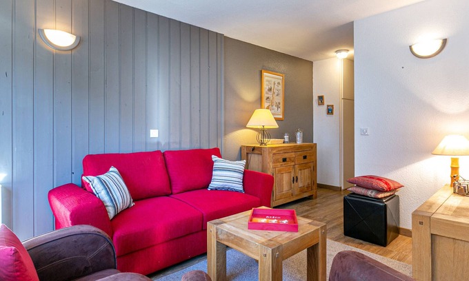 Val-d'Isere Apartment | Charming Apartment with Full Amenities, Wifi, Parking, and South-Facing Balcony in Val-d'Isère