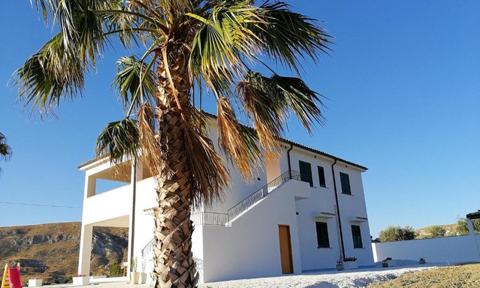 Montallegro Apartment | Charming apartment in Montallegro with sea view