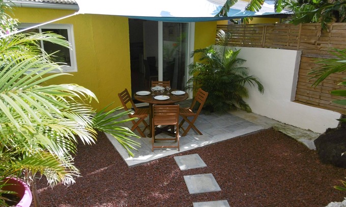 Saint-Pierre De La Reunion Apartment | Charming apartment with garden in Terre Sainte (Saint Pierre)