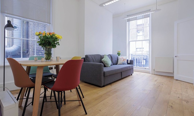 Fitzrovia Apartment | Charming apartment with WiFi in Fitzrovia near Regents Park Marylebone