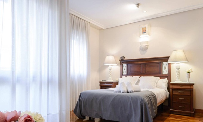 Gaztambide Apartment | Charming Argüelles - AC, In the center of the city