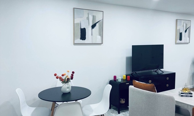 Severn House | Charming Basement Gateway 10mins from BWI airport and Arundel Mills Mall