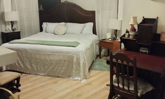 Ruston Bed & Breakfast | Charming bed & breakfast in Ruston with AC, WiFi, fitness room