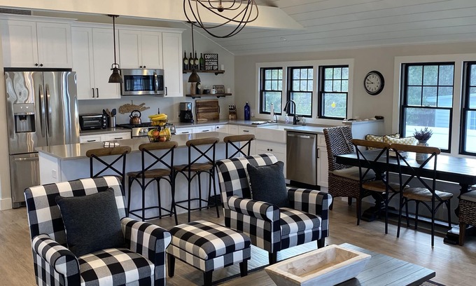 Mattituck House | Charming Brand New Beach House