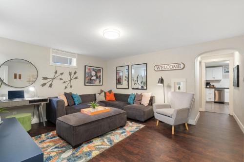 University North Apartment | Charming Bungalow Next to CSU - Free Cruiser Bikes