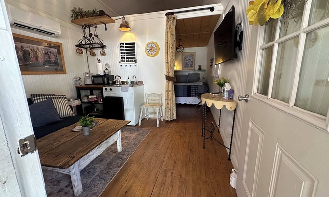 Dripping Springs Cabin | Charming cabin on 5 acre property-convenient location!