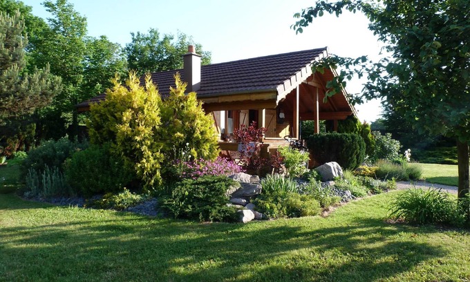 Sundhouse Ski Chalet | Charming chalet * Flowered park at Sundhouse 20m from the Rhône-Rhine canal