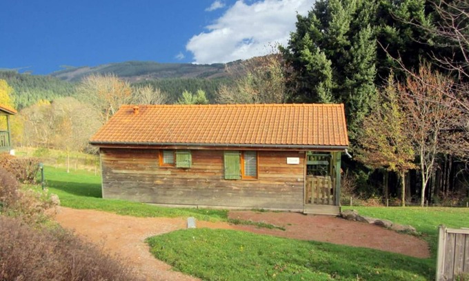Les Noes Cottage | Charming Chalet with Terrace in Heart of Monts de la Madeleine, Sleeps 4, Pet Friendly