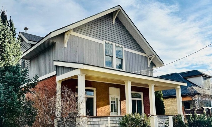 Historic Downtown Fernie Apartment | Charming Chateau | Balcony Views