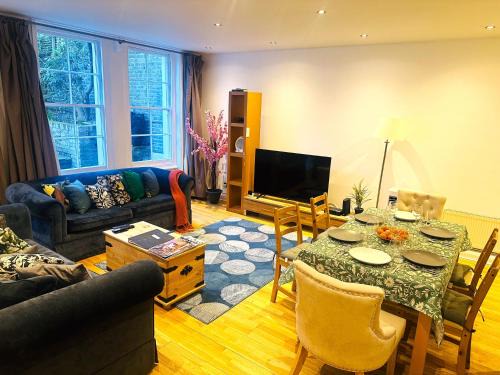 Kensington Apartment | Charming Comfy Apartments by Kensington & Chelsea