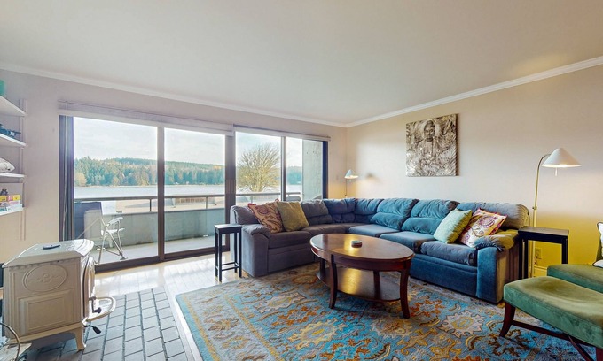 Port Ludlow Hotel | Charming Condo with Views of Port Ludlow & the Puget Sound