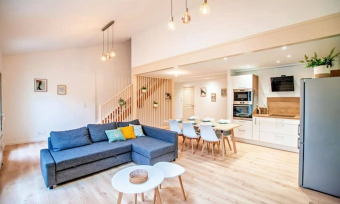 Montluel House | Charming Cosy House T4 : Full center / 6 Pers