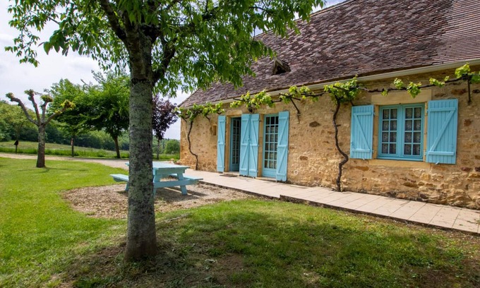 Saint-Avit-Riviere Cottage | Charming Cottage with Shared Jacuzzi, Terrace, Garage, Near Dordogne & Vézère Valleys