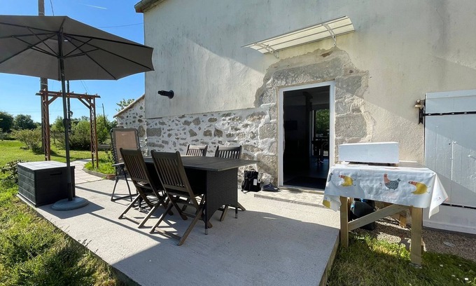 Beaufou Cottage | Charming Cottage in Beaufou with Private Terrace